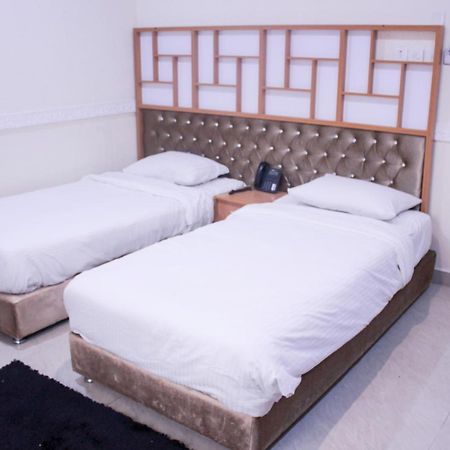 Al-Saif Grand Hotel Masqat Buitenkant foto