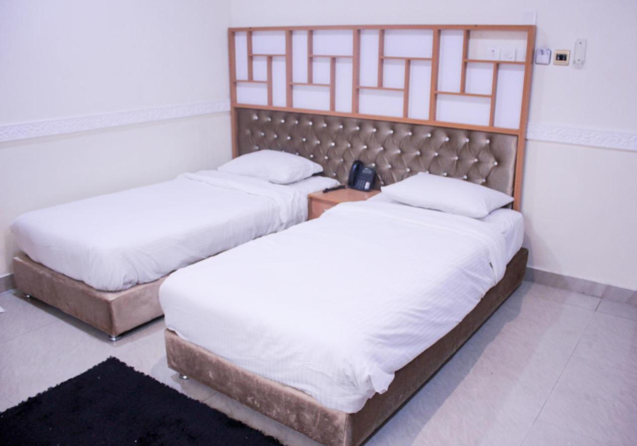 Al-Saif Grand Hotel Masqat Buitenkant foto